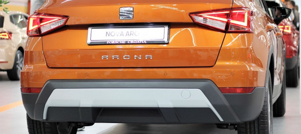 Seat-Arona-Car